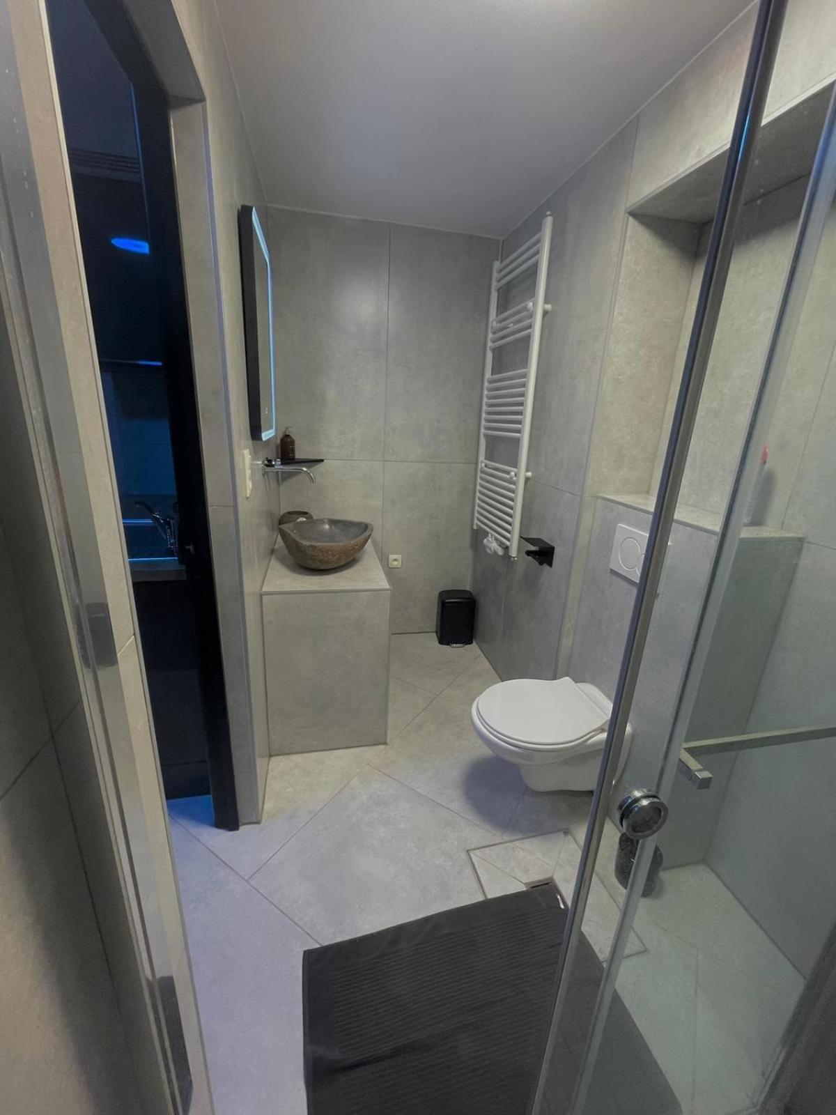 Appartement Jungle Romantic - Private Jacuzzi - *